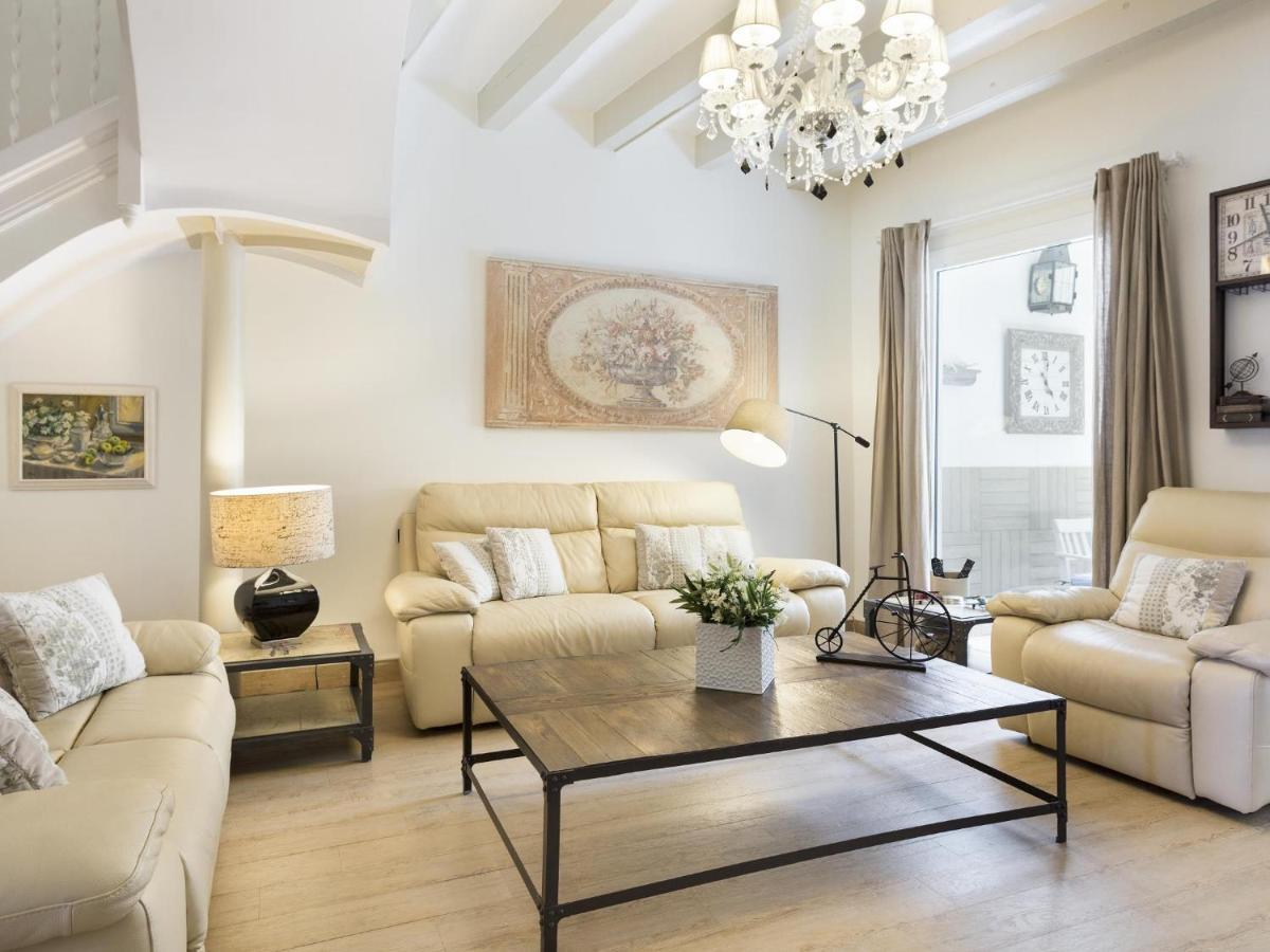 Sitges Spaces Beach House-4 Bedrooms, 3 Bathrooms, Large Terrace, Jacuzzi, Center-Beach Экстерьер фото
